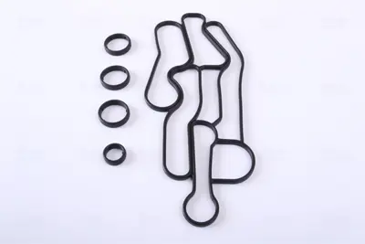 land-rover-lr040738-yag-radyatoru