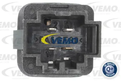 vw-3b0959833a01c-yakit-depo-acma-dugmesi