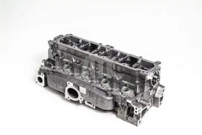 BSG 30-110-009 Sılındır Kapagı AV6Q/6C032/AA