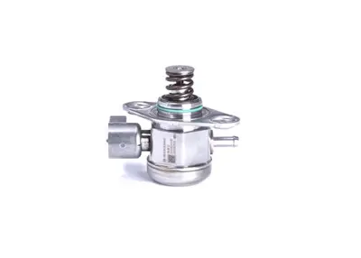 BOSCH 0261520215 Yüksek Basınç Pompası A2740700501