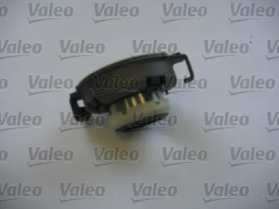 VALEO 826498 Debrıyaj Setı C5 C5 Iı C8 P807 P607 P406 Dw12ted4 (2,2 Hdı 16v) Ml5c / Ml6t Sanzıman 01> 