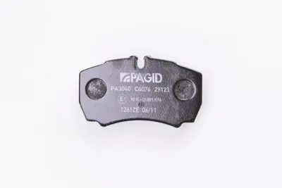 BESER 3823 Arka Fren Dısk Balata  Transıt V347 Jumbo 3,2tdcı 200ps 07>14 Arka Cıft Teker - Iveco Daıly Iıı 29 L 8C1V2M008AB 1501265 1718023 8C1V2M008AA 8C1V2MM008AA 1617252380 425121 425138 425139 425170