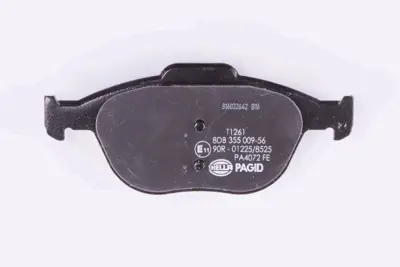 BESER 4137 On Fren Balatası Megane Iı Iıı Clıo Iıı 2.0 Sport (05 / 04 ) 8671016704 7701208218 410609317R 2M5V2K021AA 4346371 4387361 4427737 1360303 410603303R 1K0698451K