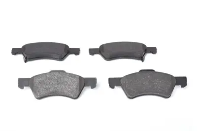 BOSCH 0986424765 Fren Balatası On Chyrsler Grand Voyager Iıı Dodge Caravan Gdb4129 5019803AA MZ690026 MZ690046 MZ690168 AY040MT003 AY040MT006 MB928963 9H0M011 MB858744 V9118M017