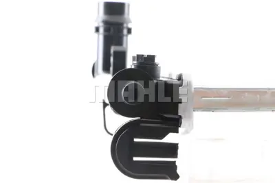 BEHR MAHLE CR 1355 000S Su Radyatörü 1325831 1141490 C40115200 C20115200 4S6H8005DA 2S6H8005CD 1222562 1214785 2S6H8005CC 2S6H8005CB