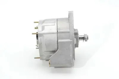 BOSCH 0 120 488 277 Alternator 24v Mercedes Benz Man Daf 10 / 35 A 1516637R A366150235080