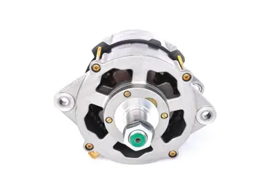 BOSCH 0 120 689 550 Alternator 2633 (Axor) 12.2009 ; 1828l (Econıc) 07.1998 09.2006; 1833 (Axor) 12.2009 ; 2533 ( A0121545002