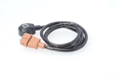 BOSCH 0 261 231 040 Vuruntu Sensoru 77905377A