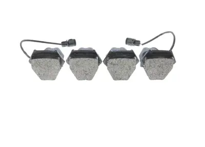 BOSCH 0 986 424 689 Dısk Balata A8 4.2 Quattro 06.1994 - 05.1999; A8 4.2 Quattro 05.2000 - 09.2002; S4 2.2 Qua (Bae) 4A0698151D 4D0698151S