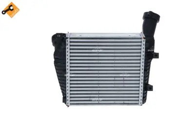 NRF 30178 Vw Touareg 2.5d 03-Intercooler / Charger 7L6145803C 7L6145803D 7L6145803F