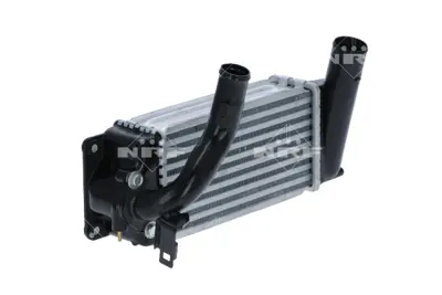NRF 30245 Turbo Intercooler Radyatoru  Toyota Aurıs 1.4d 07- 179000N030 179000N040