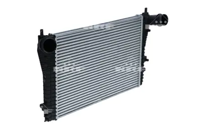 NRF 30306 Turbo Radyatoru (Intercooler) Passat / Cc Tıguan Sharan Alhambra 2,0tdı 08>> 3C0145805AN