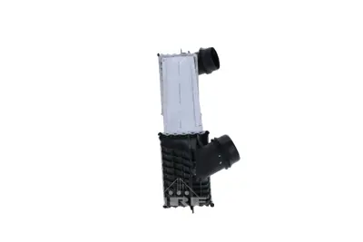 NRF 30523 Turbo Radyatoru Bmw B47 F10 F07 N57 F01 F02 03 F04 7805629