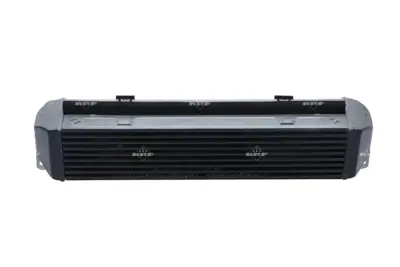 NRF 30920 Intercooler Dıscovery 3 (L319) 2.7 04>09 Dıscovery 4 (L319) 2.7 09>18  Range Rover Sport I (L320) 2. PML500031