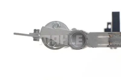 BEHR MAHLE AC 4 000S A/C Condenseraudı A4 B8 8KD260401H