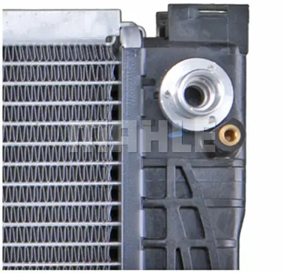 BEHR MAHLE CR 648 000S 8mk376720-601 Radyatör A4-A6-Passat 2.8 V6-2.5 Tdı-2.4-2.6 96-06 Ac Klimasız Otom 630x397x36 8D0121251BB 8D0121251L