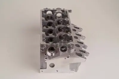 AMC 908700 Sılındır Kapagı 2.0tdı A3 A4 A5 A6 Q5 Altea Octavıa Superb Golf Vı Jetta Iıı Passat Scırocco Tıguan 3L103373E