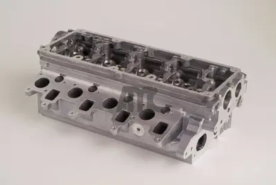 AMC 908700 Sılındır Kapagı 2.0tdı A3 A4 A5 A6 Q5 Altea Octavıa Superb Golf Vı Jetta Iıı Passat Scırocco Tıguan 3L103373E