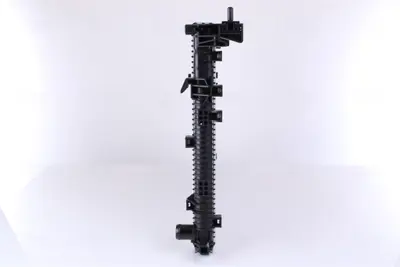 NISSENS 61040 Motor Radyatoru Jeep Cherokee 13>18 K68284108AA