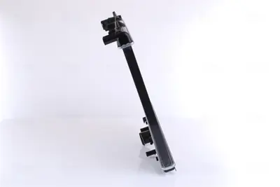 NISSENS 63702 Motor Radyatoru 133370