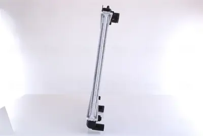 NISSENS 63704A Motor Radyatoru 1331NP