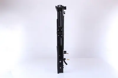 NISSENS 66657 Motor Radyatoru 253113E300