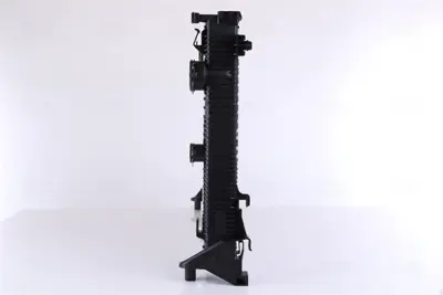 NISSENS 67163 Motor Radyatoru A2045000703