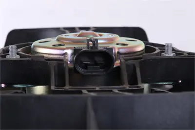 NISSENS 85036 Fan Radyatoru 51729495