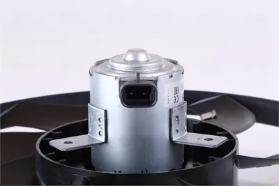 NISSENS 85781 Fan Radyatoru 24445190