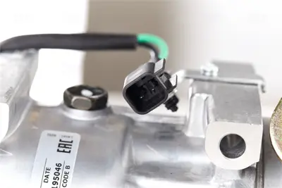 NISSENS 890584 Kompresor 36001898