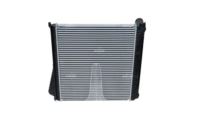 NRF 30913 Turbo Intercooler Radyatoru 3.0 Range Rover Sport Dıscovery S4 LR015603