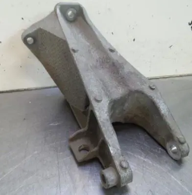 BARCHA 7E0199343 Motor Bağlantı Braketı Transporter T6 / T7 10> 7E0199343