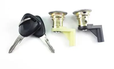 HELLUX HLC600150 Kapı Sıfresı On 2 Lı On Kapı Sağ Sol Duster-Logan Sandero 