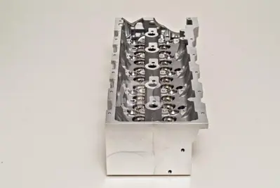 AMC 908575 Silindir Kapağı 612/647 Cdı 211/209/163/Spr/Wj 2.7 A6120103220