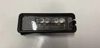 OEM 1K8943021C Plaka Lambası Ledli  1K8943021 1K8943021A 1K8943021B 1K8943021C 1K8943021D 3D0943021A 420943021 5F9943021 65252406003 95863162000