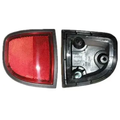 WAGENBURG 8355A015 Reflektor Mıtsubıshı L200 07-14 Sol Arka Alt Çamurluk 8355A015