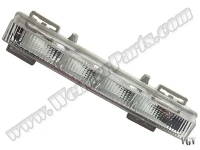 WENDERPARTS MA2049065501 Gunduz Farı Sağ Glk-Class X204 11>15 Ml-Class W166 11>15 A2049065501 A0999065800 2049065501 999065800 2049065401 999065700 A0999065700 A2049065401