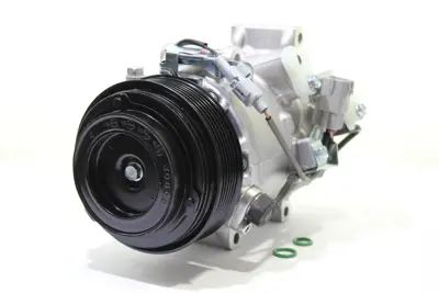 NRF 32898G Toyota Land Cruiser 4.2d 98-Compressorswith Pag Compressor Oil 8832060700