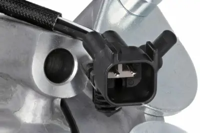 VALEO 813236 Klima Kompresoru Focus Iı 1.6tdcı C Max 1.6tdcı 07> Mazda 3 1.6cdı Volvo S40 1.6d 2.4 D5 00>012 C30 1016001034 1016001037 1077 12141438877 1230892 1248 1255 1255085 1288 1306784