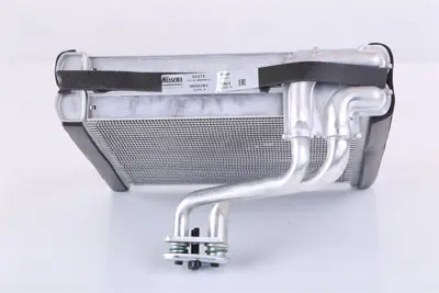 NISSENS 92371 Evaparator Eos Golf V Vı Passat Tıguan Superb Yetı 3C1820103D