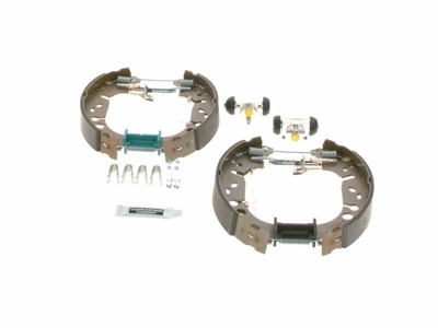 BOSCH 0204114669 Arka Fren Balatası (Kampana Typy) Corsa D Corsa E Adam 1605108