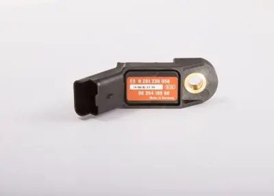 BOSCH 0261230058 Emme Manıfold Basınc Sensoru 206 Gtı 607 406 Ym 806 307 Expert 807- 407 C4 Xsara Iı C8 Jumpy Xsara Pıcasso C5 Evasıon 0005 Ew10j4 2.0 16v 607 406 C5 Es9a Es9j4 1920AC
