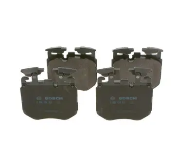 BOSCH 0986424431 Fren Balatası Ön Bmw G20 G22 G30 G32 G11 G14 G05 G06 G07 Rolls-Royce Phantom Vııı 17 Cullınan18 34106888459