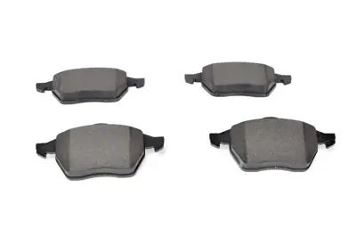 BOSCH 0986424460 On Fren Balatası A3 1.8t 96>99 Tt Tum Modeller 98> Bora 2.3 Vr5 3A0698151
