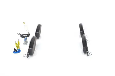 BOSCH 0986424581 On Fren Balatası Fıslı C5 2.2 Hdı 3.0 V6 Hb - Sedan 425216