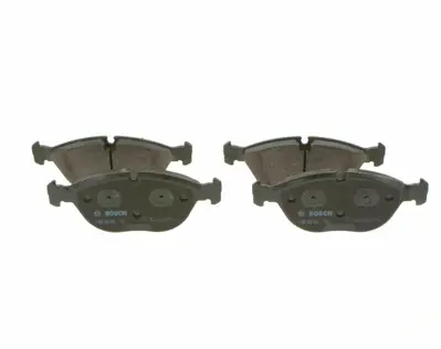 BOSCH 0986424649 Fren Balatası On  Audı A4 - Q 01> Tt 3,2 Vr6 - Q 03> A8 2,5 Tdı - Mercedes W202 97>00 W210 97>02 W22 34202120