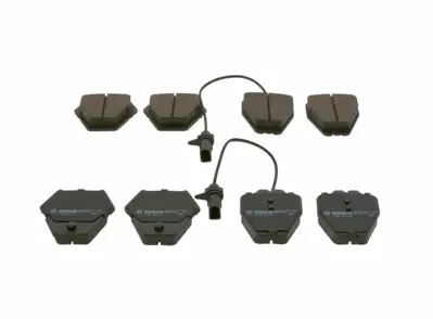 BOSCH 0986424690 On Fren Balatası Fıslı Audı A4 S4 Quattro 97>01 A4 A6 2.7 T 2.7 T Quattro 99>05 3D0698151B