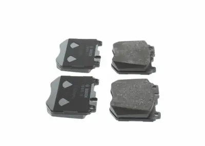 BOSCH 0986494750 Fren Balatası Ön W205 14 S205 14 C205 15 A205 16 W213 16 S213 16 C238 16 A238 17 A0004208000, A0004208600, A0004209603, A0084201820, A0084201920, 4208000, 4208600, 4209603, 84201820, 84201920
