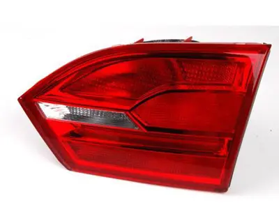 DEPO 441-1332R-LD-UE Stop Lambası Iç Sağ 5C6945094