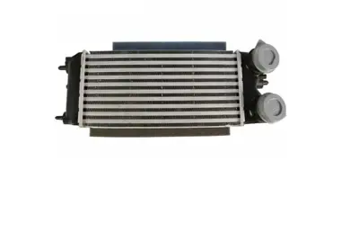 FORD FT76 6K775 BA Turbo Radyatörü FT76-6K775-BA